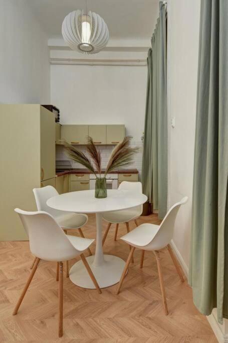 Lovely 3 Bedrooms Apartment In The Jewish Quarter Budapest Eksteriør bilde